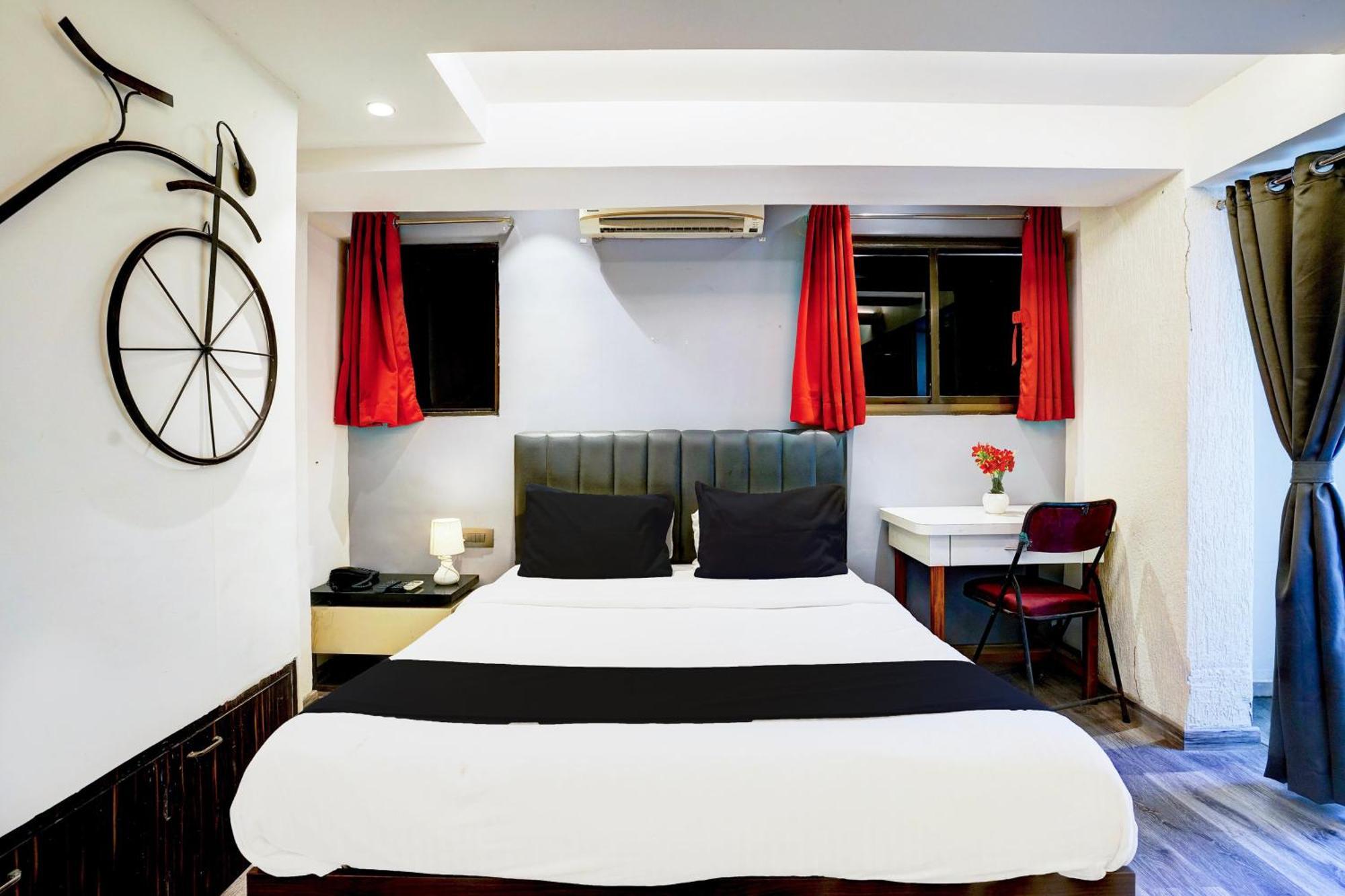 Super Hotel O Seawoods Near Palm Beach Road Formerly Sai Roop Navi Mumbai Eksteriør bilde