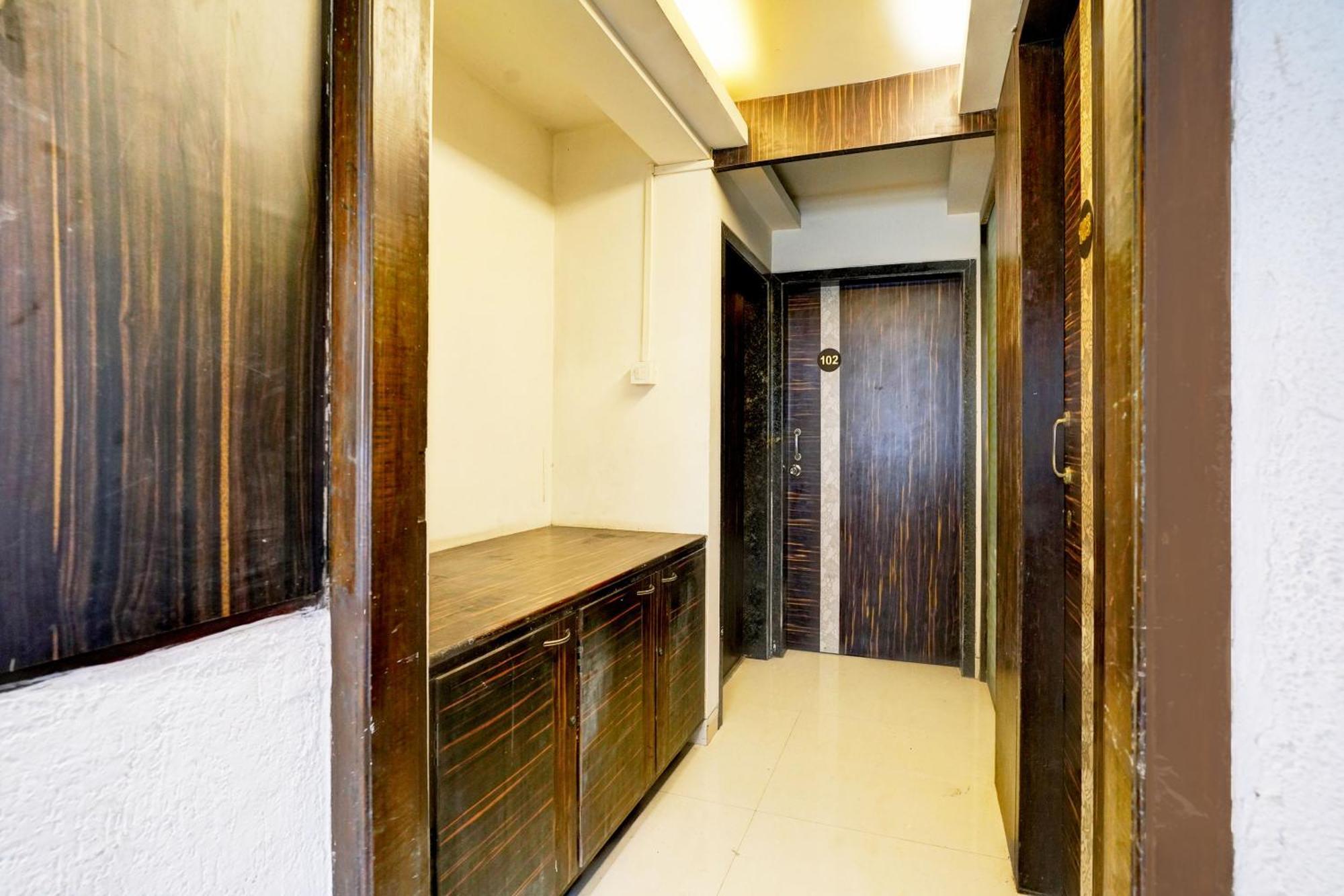 Super Hotel O Seawoods Near Palm Beach Road Formerly Sai Roop Navi Mumbai Eksteriør bilde