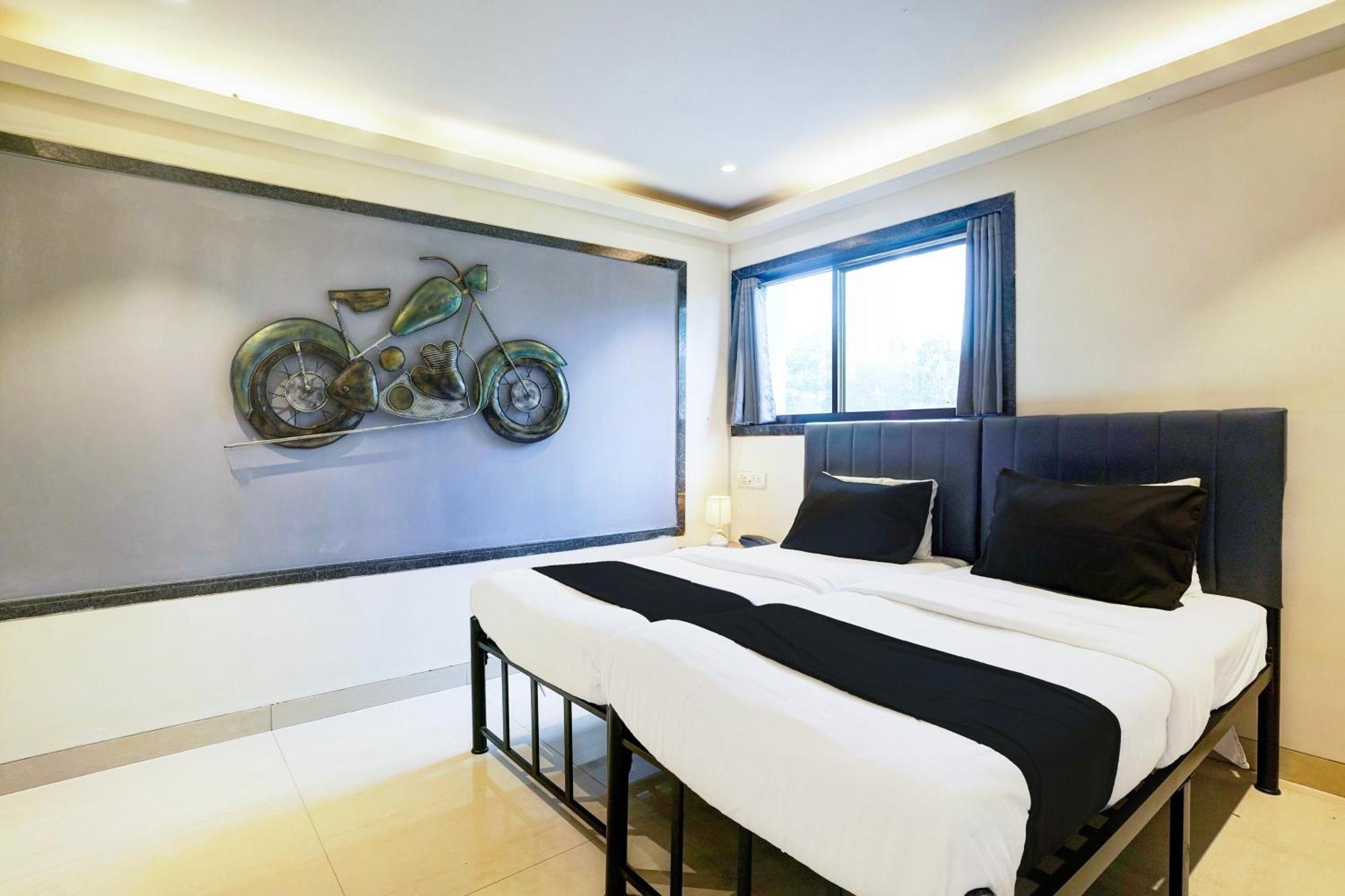 Super Hotel O Seawoods Near Palm Beach Road Formerly Sai Roop Navi Mumbai Eksteriør bilde